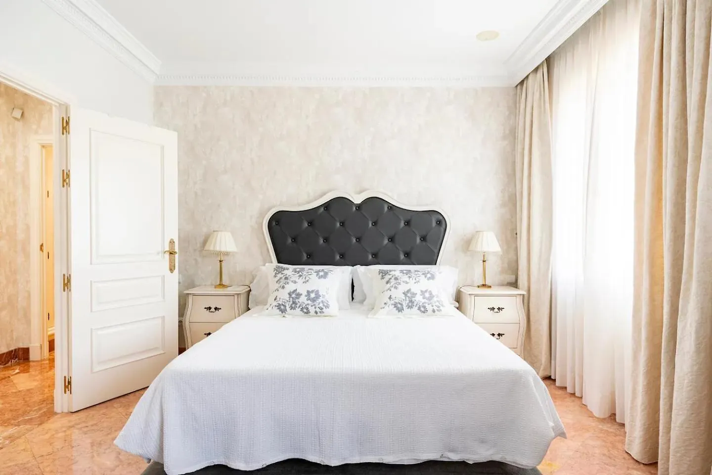 Puerta De Jerez II (Adults Only) Apartment Seville 0*,  Spain